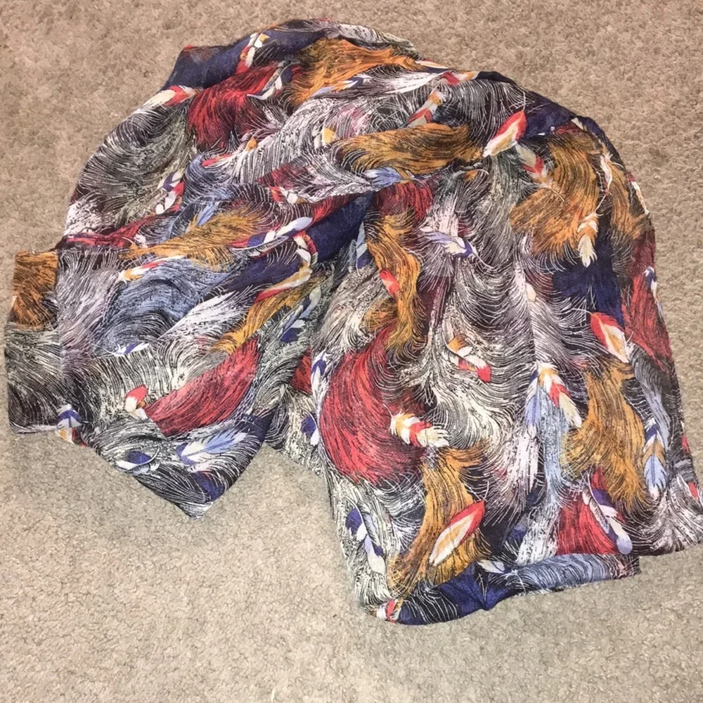 Feather Design Shear Infinity Scarf